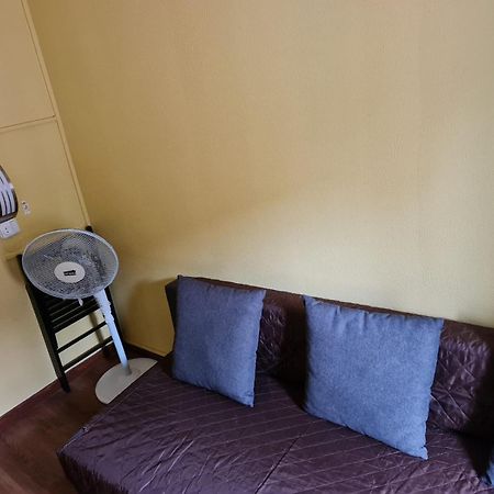Pensao Residencial Flor Dos Cavaleiros Otel Lisboa Dış mekan fotoğraf
