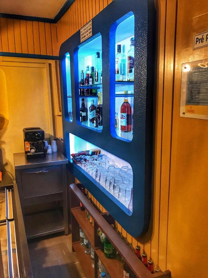 Pensao Residencial Flor Dos Cavaleiros Otel Lisboa Dış mekan fotoğraf