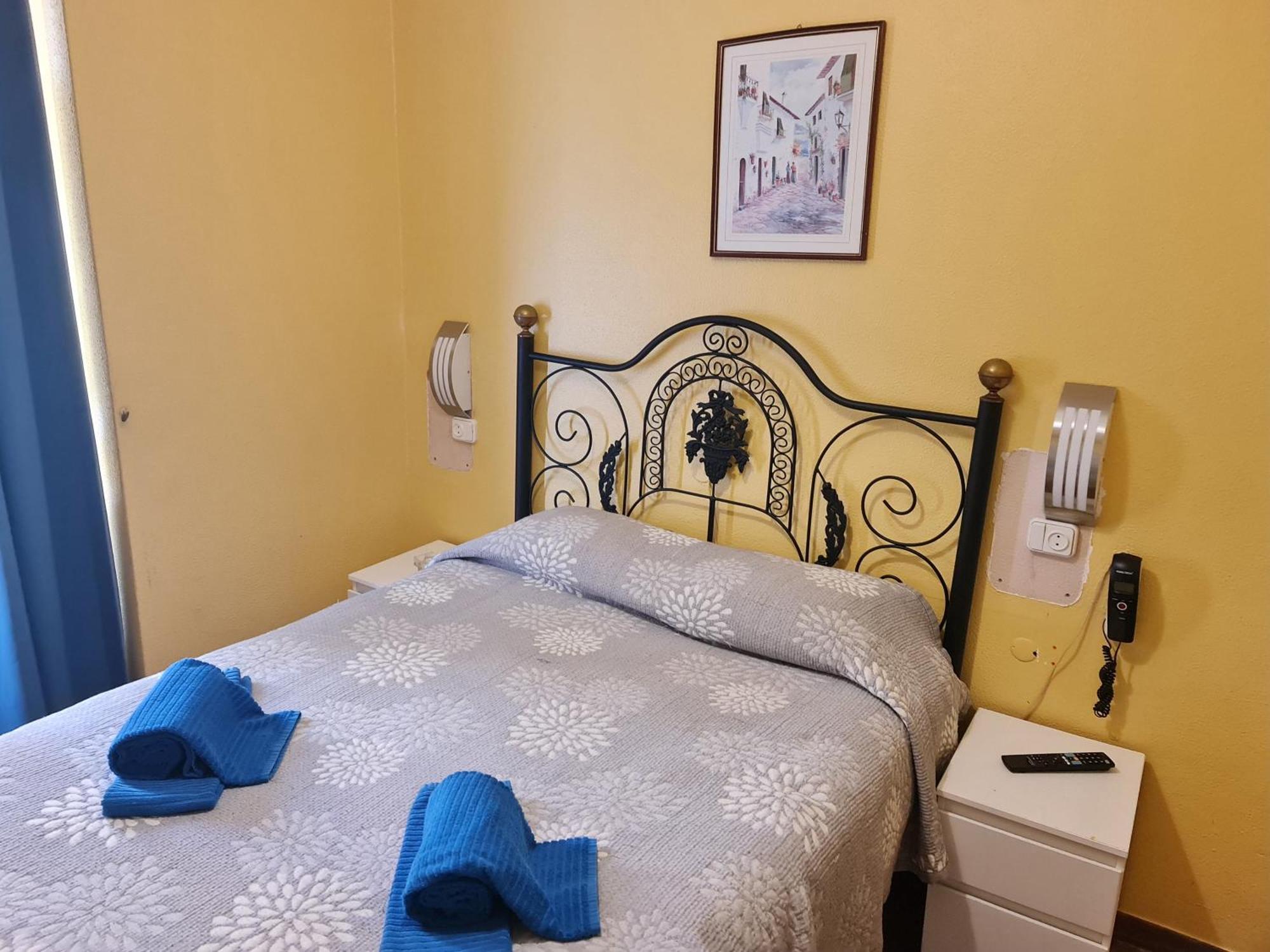 Pensao Residencial Flor Dos Cavaleiros Otel Lisboa Dış mekan fotoğraf