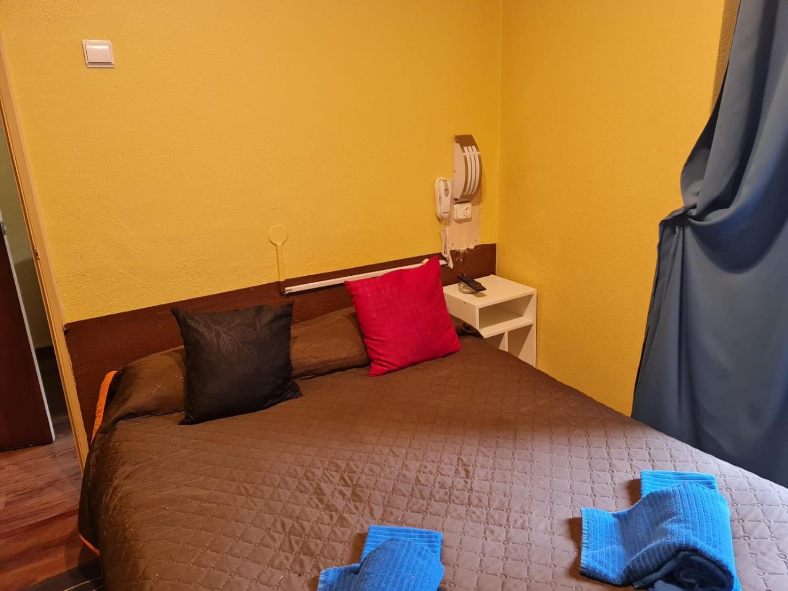 Pensao Residencial Flor Dos Cavaleiros Otel Lisboa Dış mekan fotoğraf